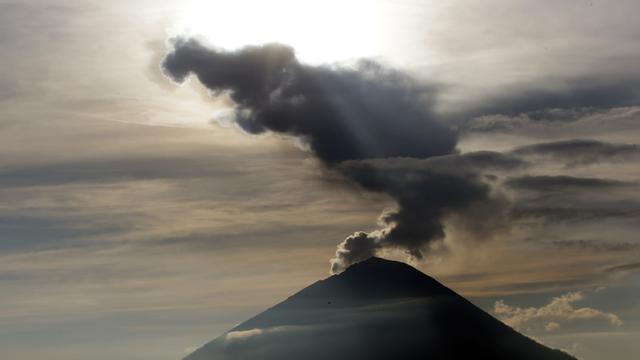 Sunrise Gunung Agung di Bali