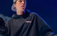 Tampilan Unik dan Berkelas, Justin Bieber Spill Wujud Sepatu Terbaru dari Brand Miliknya