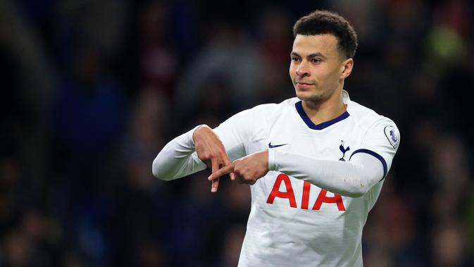 Liga Inggris: Dele Alli Tepergok Cium Putri Pep Guardiola ...