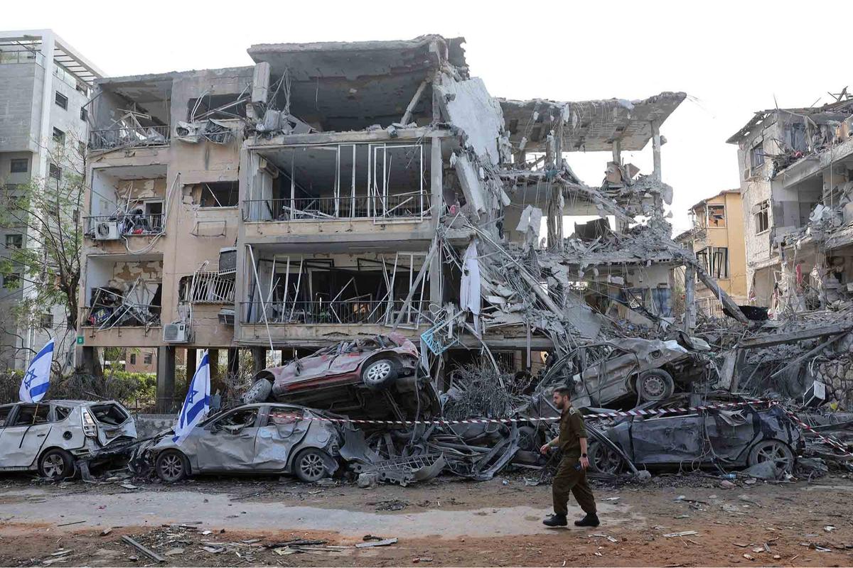 FOTO: Seperti di Kota Gaza, Begini Kondisi di Kota Rahmat Gan Israel Yang Hancur Lebur Dirudal Iran