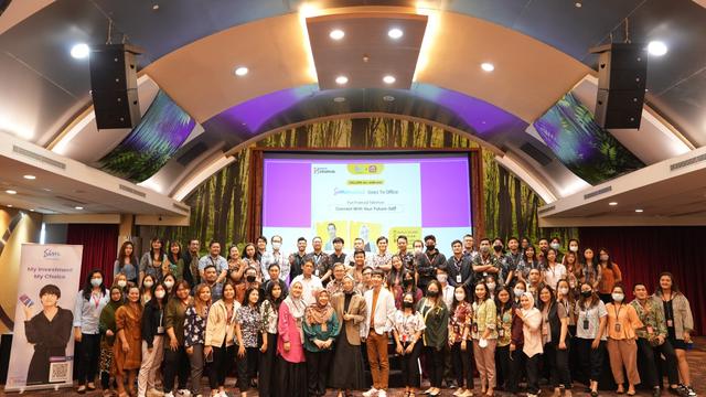 Ratusan karyawan generasi muda PT Asuransi Sinar Mas mengikuti kegiatan literasi keuangan dan investasi bertajuk SimInvestival Goes to Office. (Dok Sinar Mas)