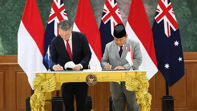 Penandatanganan Perjanjian Kerja Sama Pertahanan Menhan RI Prabowo Subianto dan Deputy Prime Minister and Minister for Defence of Australia The Hon Richard Donald Marles MP. (Biro Humas Setjen Kemhan)