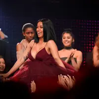 Stylist Cardi B beberkan caranya untuk membantu menyembunyikan kehamilan sang rapper "Bodak Yellow". (CHRISTOPHER POLK  GETTY IMAGES NORTH AMERICA  AFP)