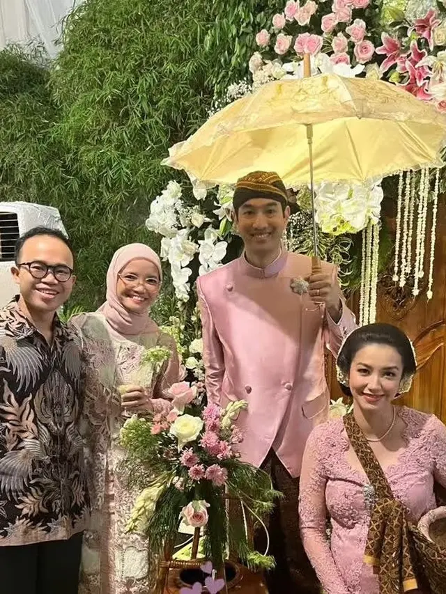 6 Potret Tujuh Bulanan Velove Vexia, Lama Tak Terdengar Tiba-tiba Bagikan Kabar Hamil