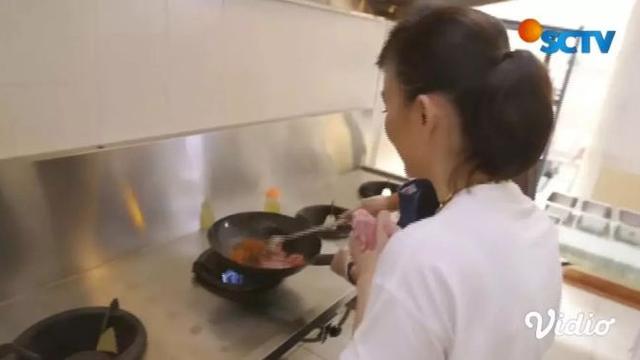 Dapur Rumah Agnez Mo