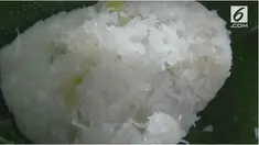 Jajanan kampung di sekitar keraton, tepatnya di Kampung Kauman Yogyakarta diburu warga saat Ramadan.