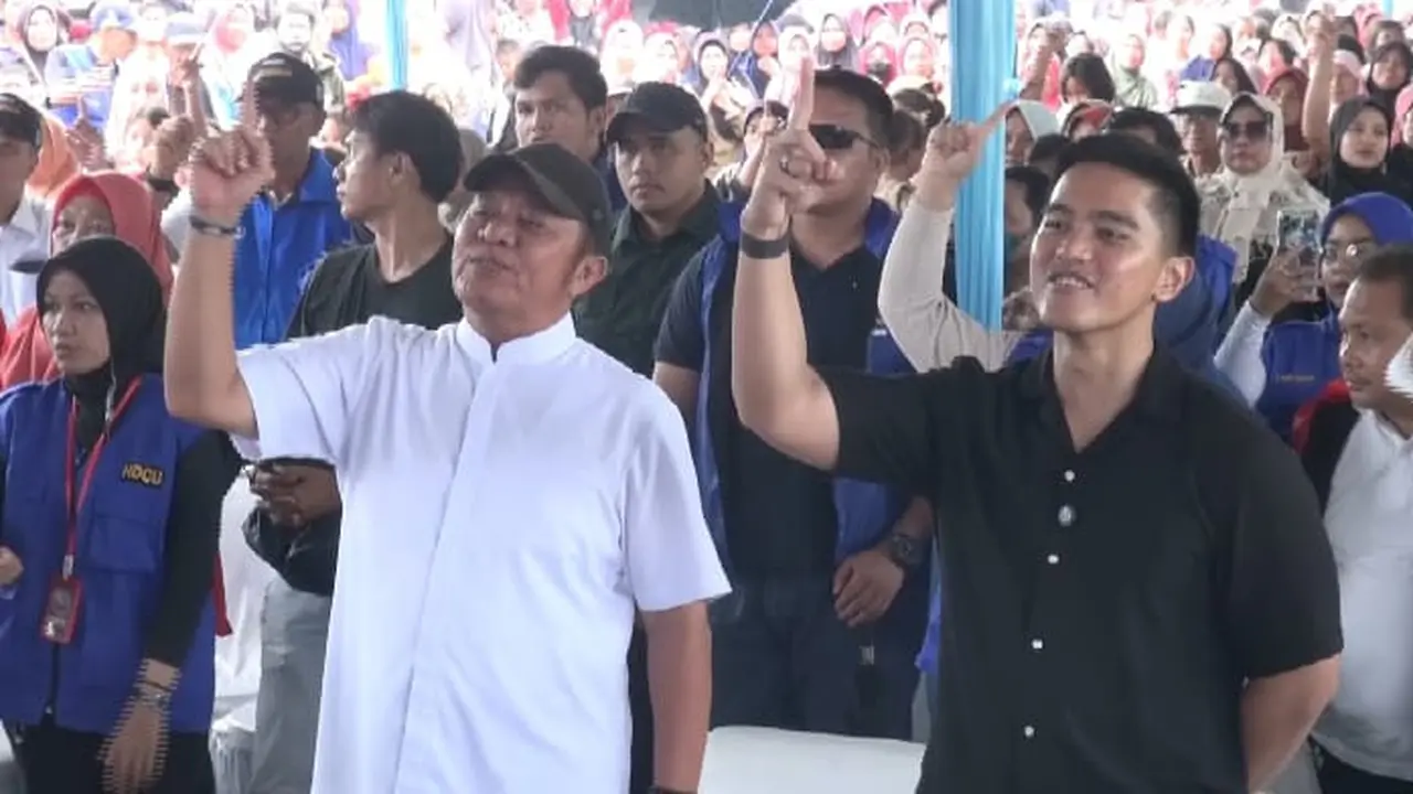 Makan Pempek di Palembang, Pesan Kaesang Pangareb untuk Dukungan ke Herman Deru di Pilgub Sumsel