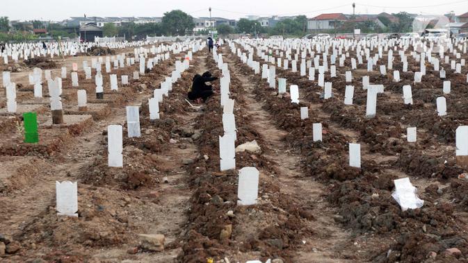 Makam yang Ambles di TPU Rorotan Sudah Dipadatkan - Vimarsana News