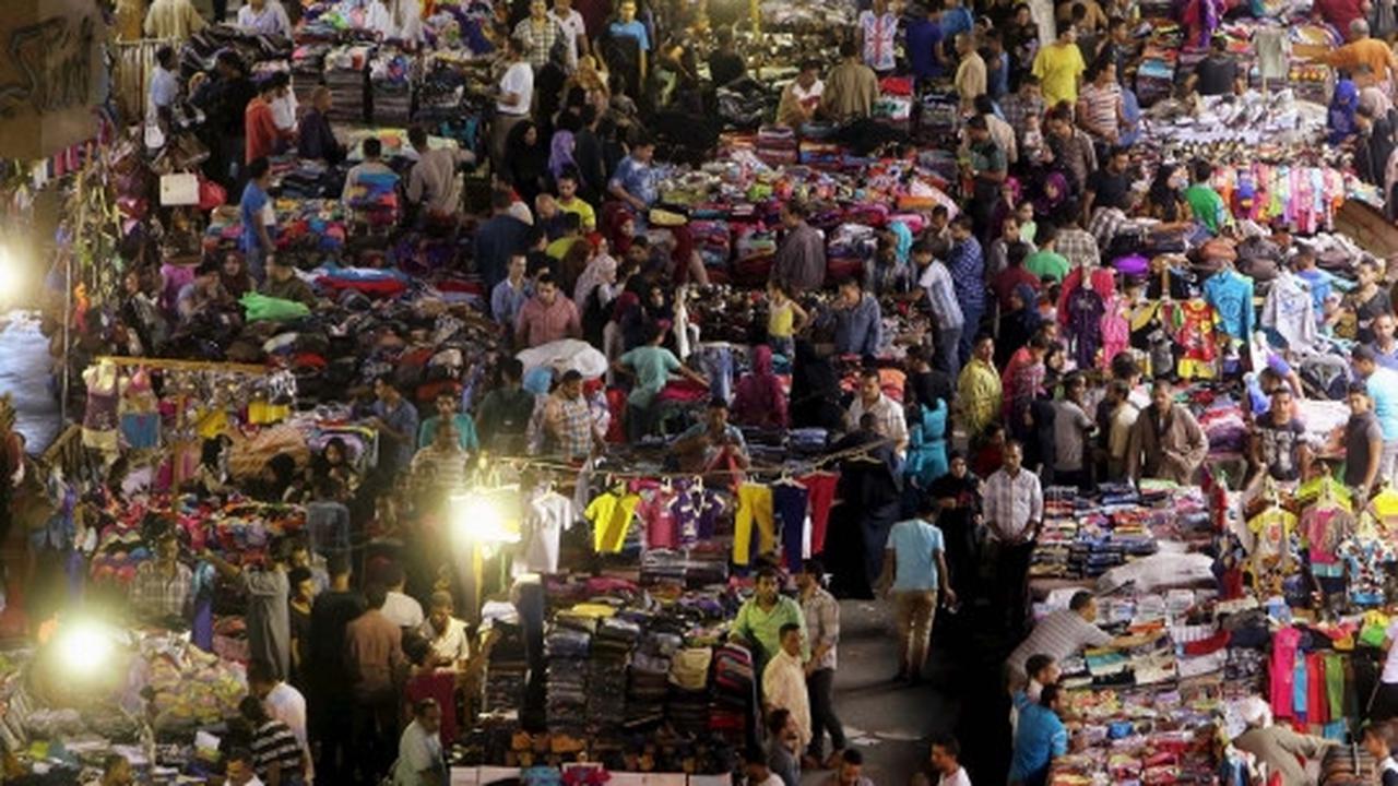 Melihat keramaian 'Pasar Tanah Abang' di Mesir jelang Lebaran