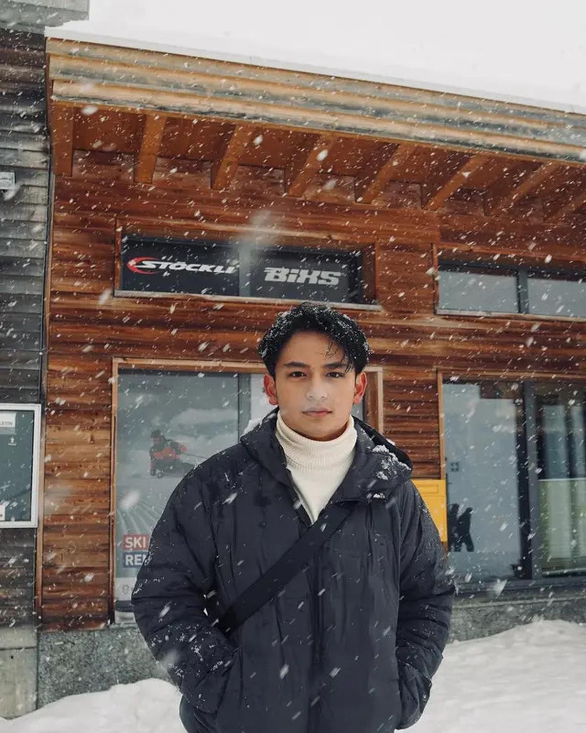 7 Potret Randy Martin Keliling Eropa Dirindukan Kekasih, LDR dari Lyodra