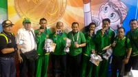 Tim sepak takraw Jatim merebut medali emas di nomor double event regu putra PON 2016. (Bola.com/Fahrizal Arnas)