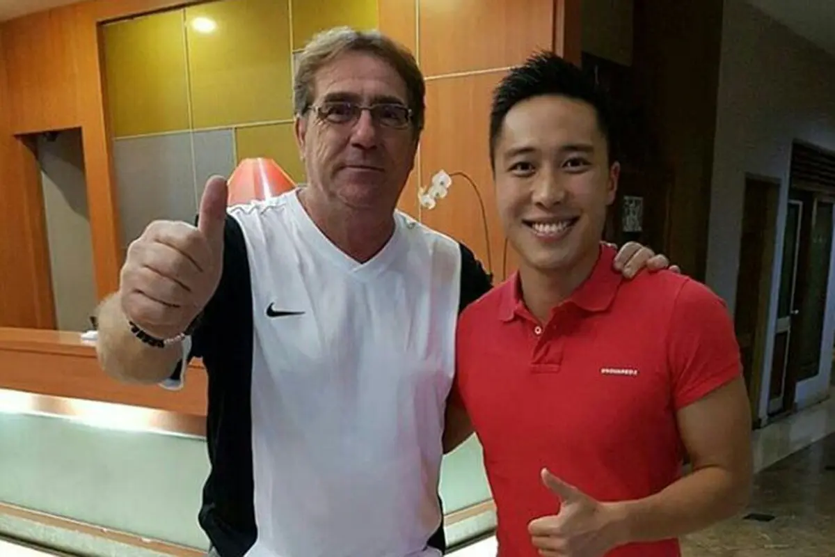 Arthur Irawan dan Robert Rene Alberts