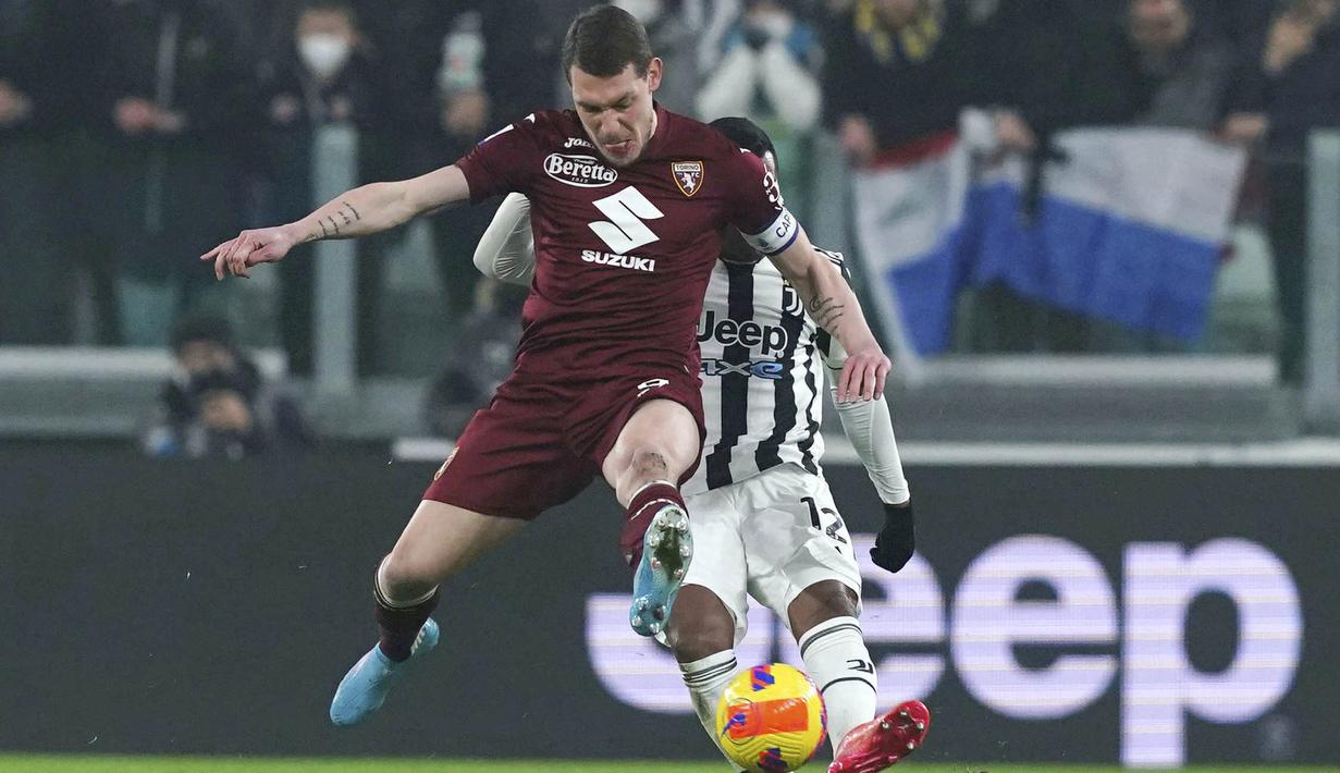 Sang tamu tak mau menyerah begitu saja atas rival bebuyutan. Lewat serangkaian serangan akhirnya Torino berhasil menyamakan skor lewat aksi Andrea Belotti di babak kedua tepatnya pada menit ke-62. (Spada/LaPresse via AP)