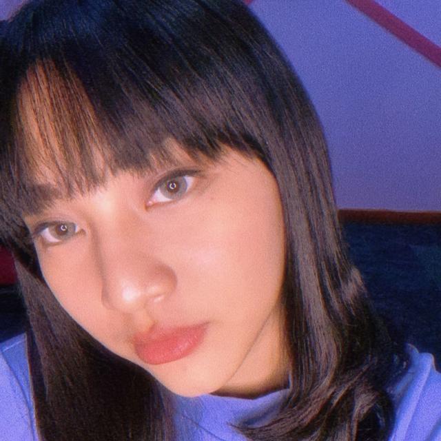 6 Potret Harini Sondakh dengan Rambut Berponi, Perankan Karakter Lebih Dewasa