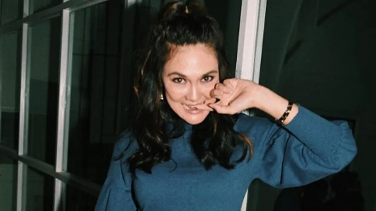Meski Jarang Pakai Makeup, Ternyata Ini Riasan Mata Andalan Luna Maya