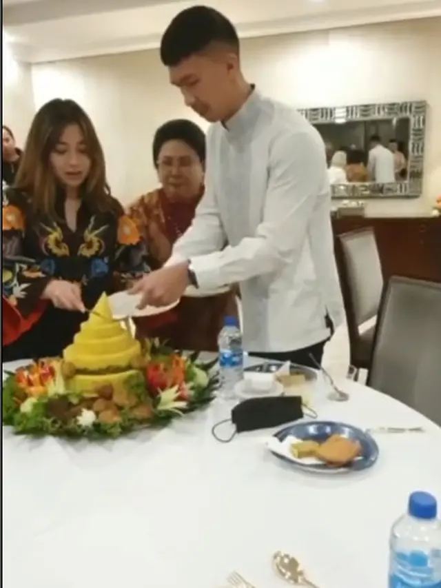5 Momen Syukuran Nikita Willy Pasca Melahirkan, Digelar Sederhana di Los Angeles