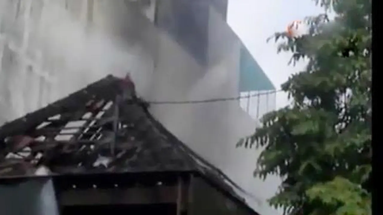Kebakaran Rumah hingga Penangkapan 2 Pelaku Teroris