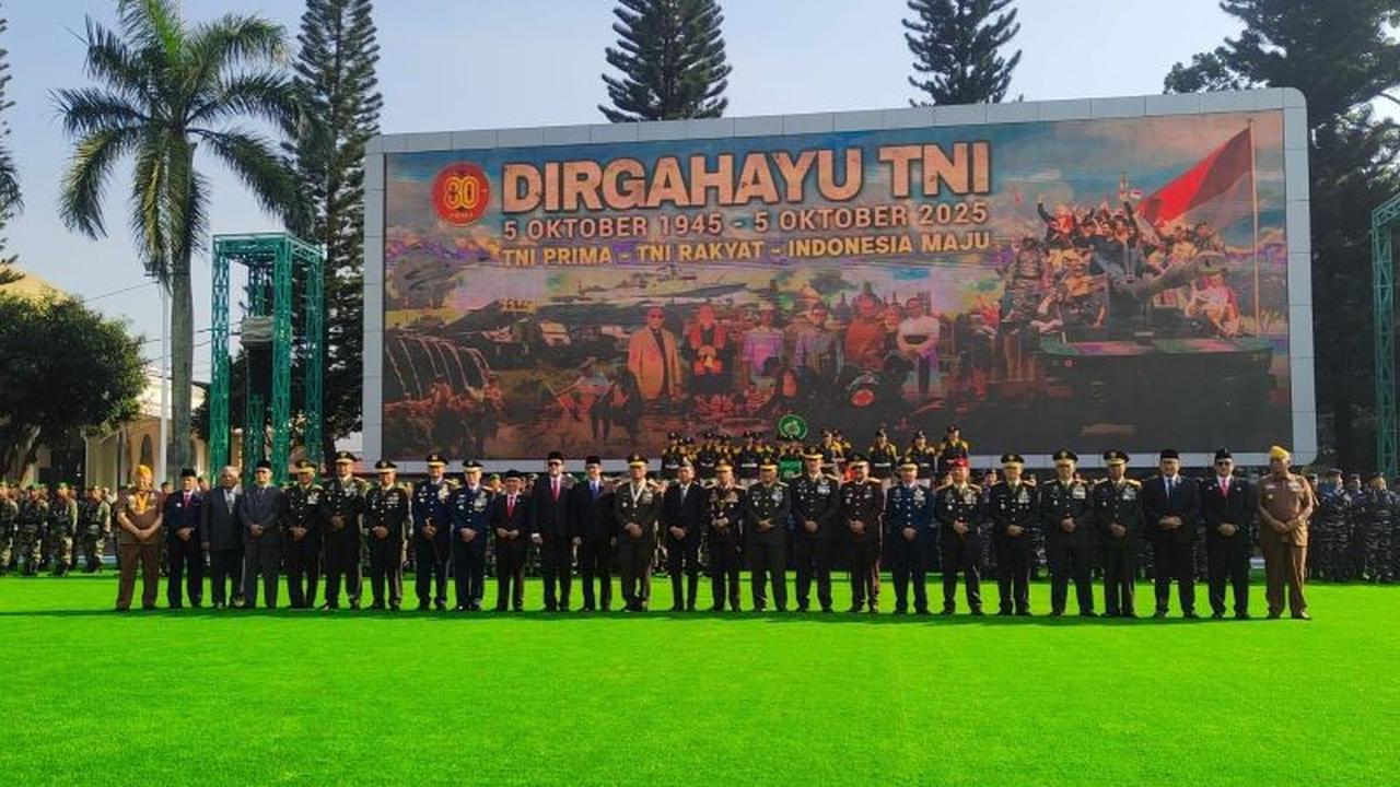 HUT ke-80 TNI: Gubernur Jabar Tegaskan Kemanunggalan TNI Rakyat Kunci Utama Keutuhan Bangsa