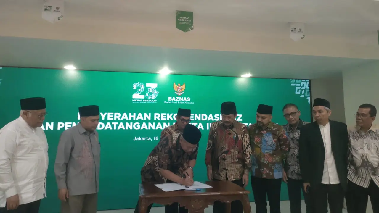 Penyerahan rekomendasi dan penandatanganan pakta integritas LAZ SI di gedung Baznas RI di Matraman Jakarta Timur pada Jumat (16/2) (Istimewa)