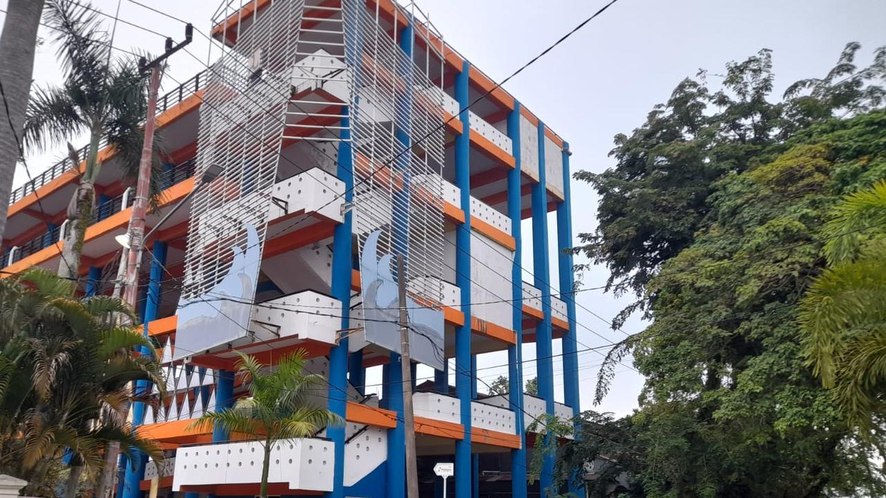 Kondisi Shelter Evakuasi Kota Padang: Banyak Sampah, Alat Peringatan Tsunami Tak Berfungsi & Kabel Dicuri