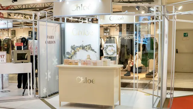 Fairy Garden- Skybridge Level 1, Grand Indonesia Mall, Jakarta.