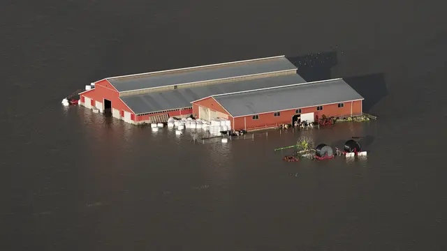 Penampakan Banjir Besar di Kanada