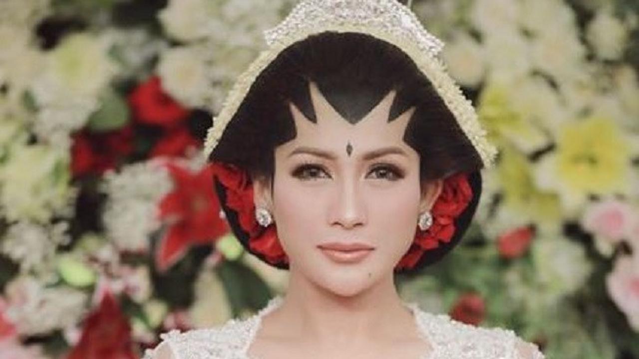 Tata Janeeta (Foto: Instagram/@tatajaneetaofficial)