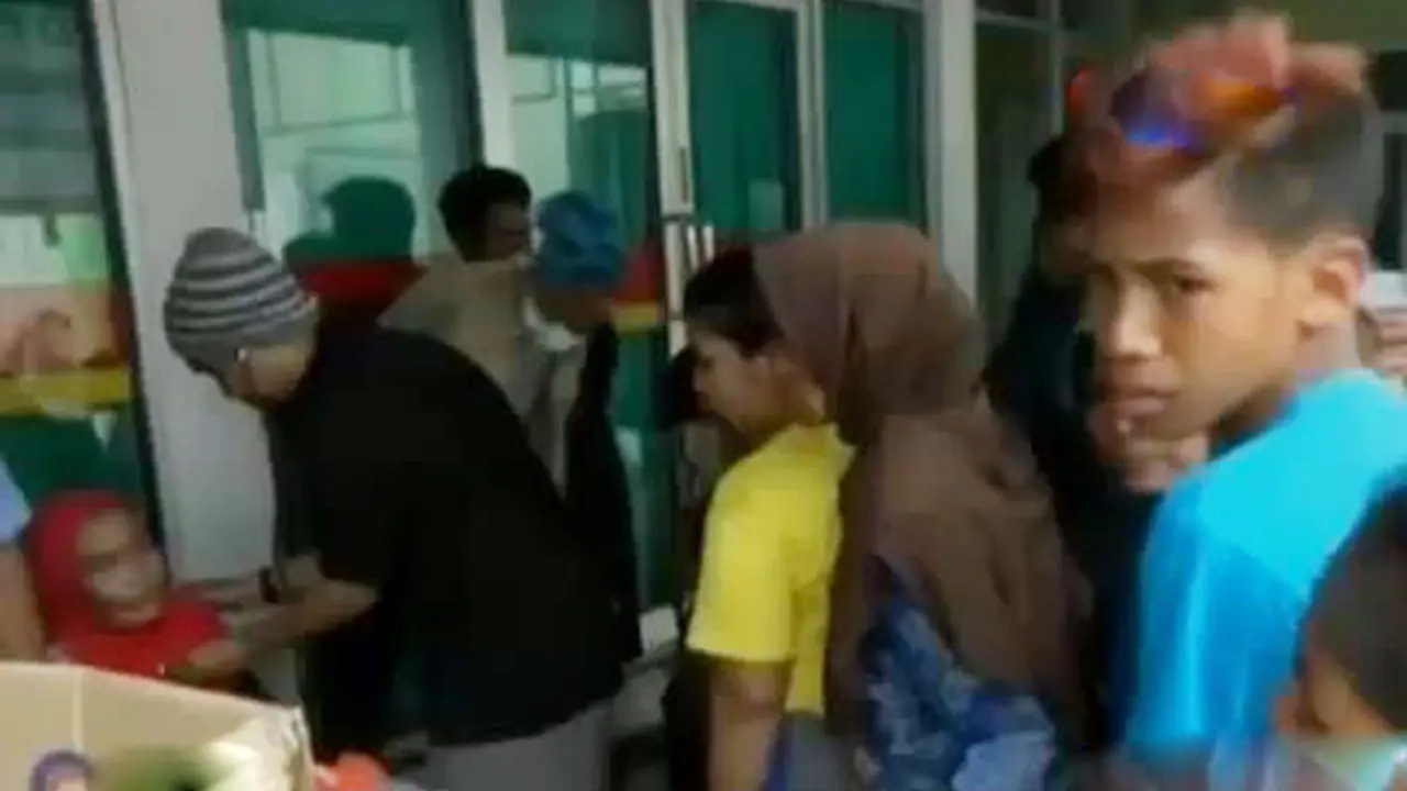 Kilas Indonesia: Korban Banjir Bima Mulai Terjangkit Penyakit