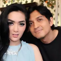 Tiara Dewi Menyebutkan jika dirinya tak akan membalas tuduhan dari Lucky Hakim dan Membalasnya dengan senyuman.