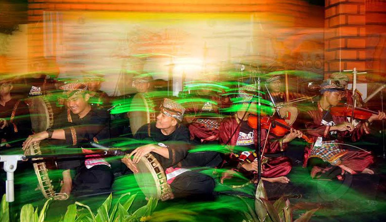 Konser bertajuk 'Eksperimentasi Musik Etnik di Ruang Publik' ditujukan untuk menjaga kelestarian musik etnik yang telah menjadi budaya Betawi (Liputan6.com/Johan Tallo) 