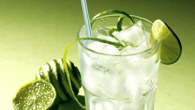 [Bintang] 3 Minuman Menyegarkan dari Jeruk Nipis untuk Buka Puasa