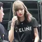 Lisa Blackpink Diduga Terpapar Virus Corona Usai Hadiri Milan Fashion Week 2020. (dok.Instagram @lisa.blackpink/https://www.instagram.com/p/B9OasxPJMwo/Henry)