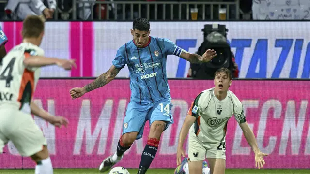 Cagliari Vs Venezia