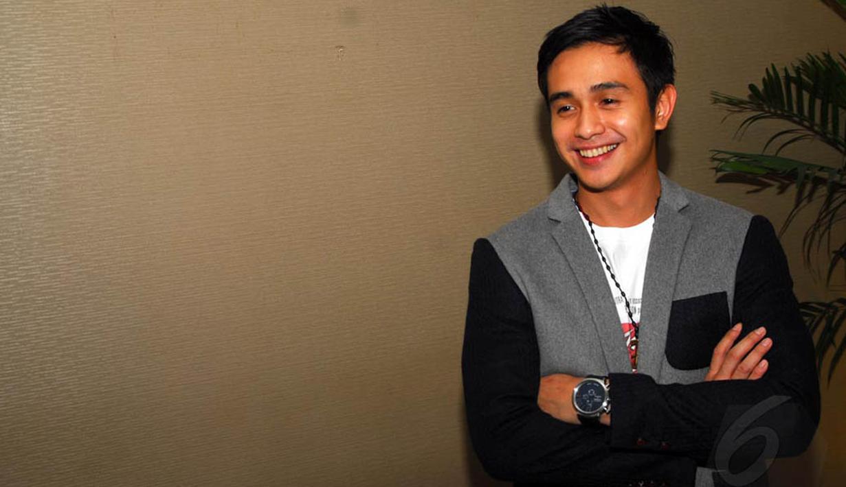 Ajun Perwira merupakan aktor, presenter dan personil dari grup band The Junas Monkey. (Liputan6.com/Miftahul Hayat)