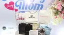 Perayaan Hari Ibu dan SuperMom Awards ini digelar di Wyl’s Kitchen, Hotel Veranda, dengan dukungan dari berbagai brand dan mitra ternama, antara lain Camani, Ipanema, RiaMiranda, One Piece Hair Studio, Ella & Glo, Tulola, Le Eminence Hotel Convention & Resort Ciloto Puncak, Ultima II, HUGO BOSS, Clé de Peau Beauté, Harris Hotel & Conventions Denpasar Bali, Harris Hotel Kuta Tuban Bali, Harris Hotel Seminyak Bali, Garmin, Optik Sesis, The Langham Jakarta, serta La Roche-Posay.[FOTO:FIMELA/ADRIAN].