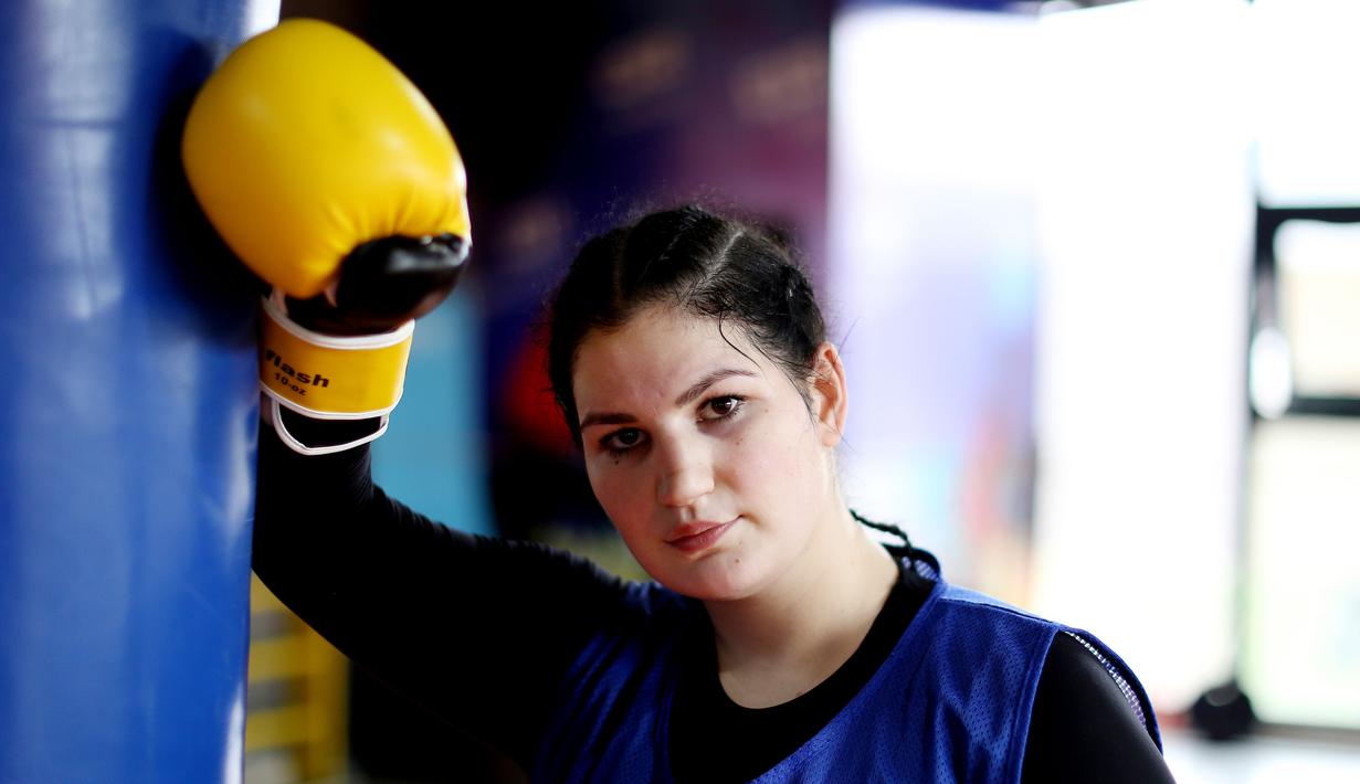 Foto Mengenal Elsidita Selaj Petinju Wanita Pertama Di Albania Ragam Bola Com Official twitter account of united nations in albania. mengenal elsidita selaj petinju wanita