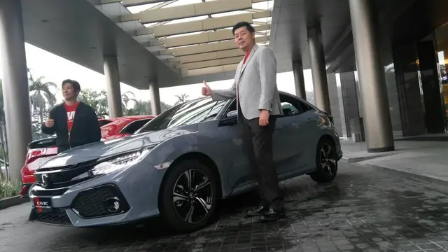 Honda Civic hatchback turbo