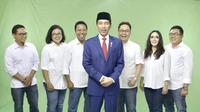 Presiden Joko Widodo (Jokowi) dan band Bhinneka Svara IX. (Istimewa)