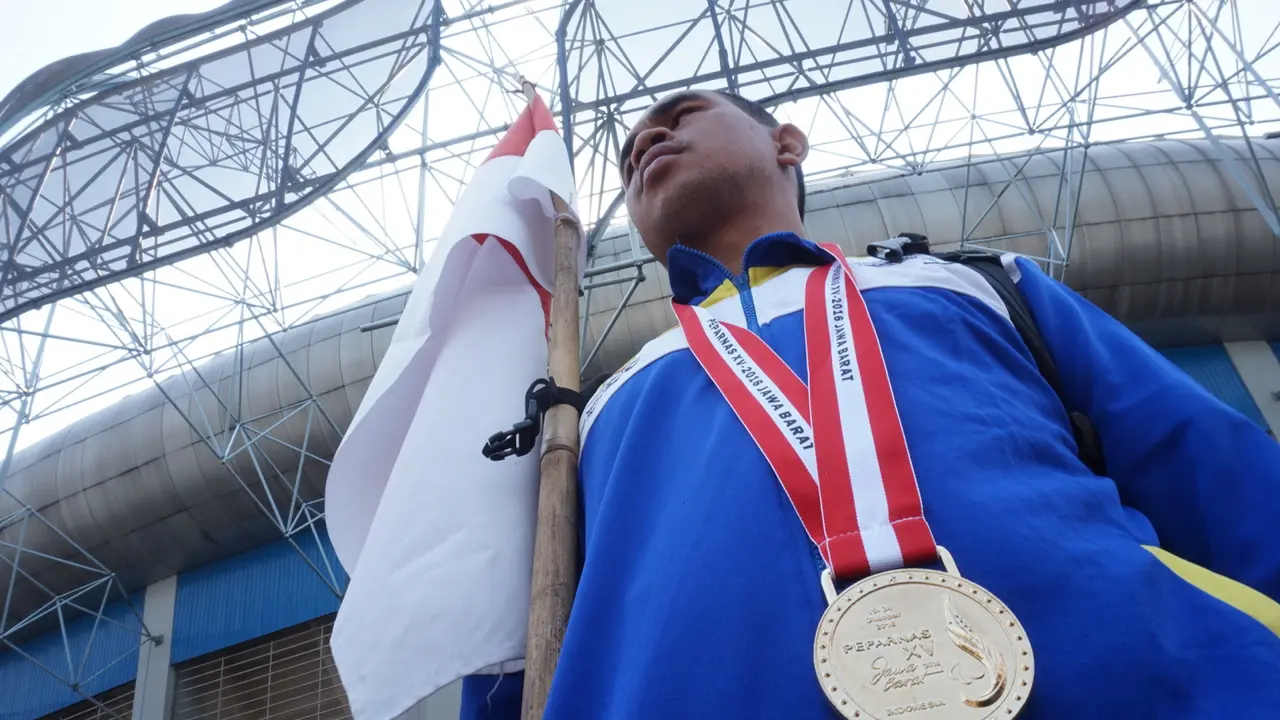 Aksi jalan kaki atlet paralimpik
