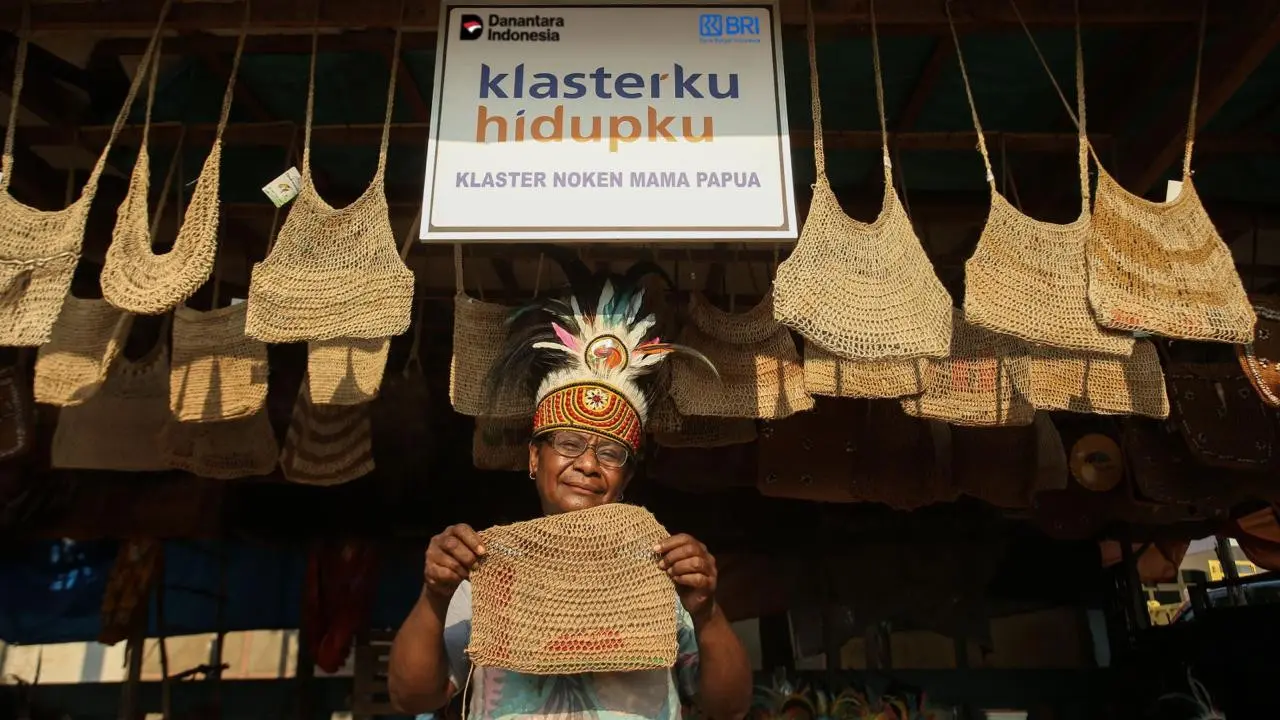 Perkuat Ekonomi Kerakyatan BerbasiBRI Perkuat Ekonomi Kerakyatan Lewat Pemberdayaan 42 Ribu Lebih Klaster Usahas Komunitas, BRI Berdayakan Lebih dari 42 Ribu Klaster Usaha