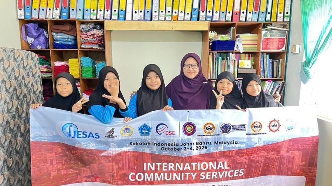 Tahukah Anda? FBIT UMPR Laksanakan Pengabdian Masyarakat Ecoprint di Malaysia, Libatkan 35 Siswa SD!