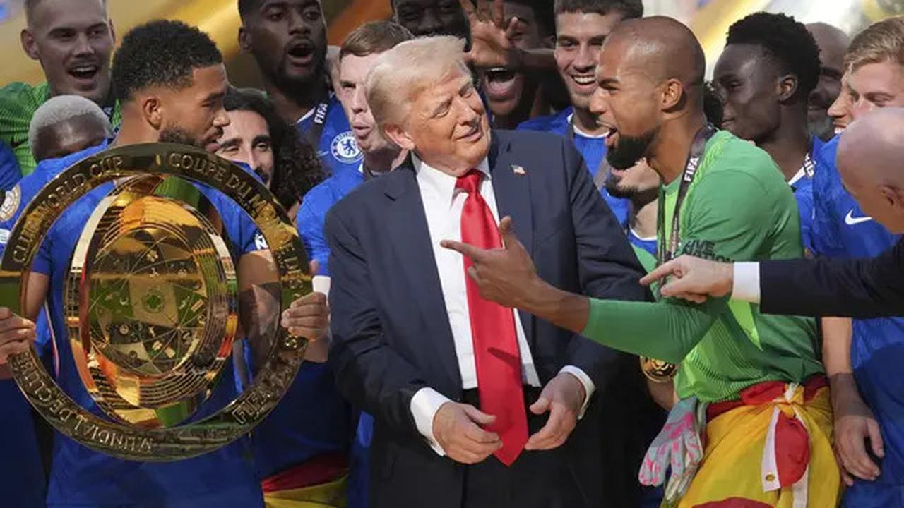 Donald Trump Bikin Canggung Selebrasi Chelsea, Palmer: Saya Bingung!