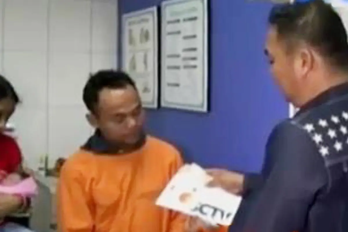 VIDEO: Lahir Tepat di HUT SCTV, 3 Bayi Mendapat Kejutan