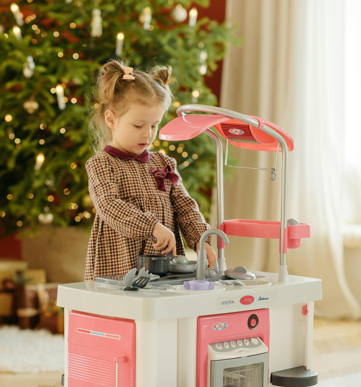 Cari Kado Natal untuk Anak? Temukan 10 Rekomendasi Hadiah yang Tak Terlupakan bagi Mereka