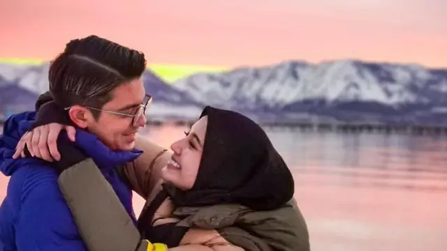 [Fimela] Zaskia Sungkar dan Irwansyah