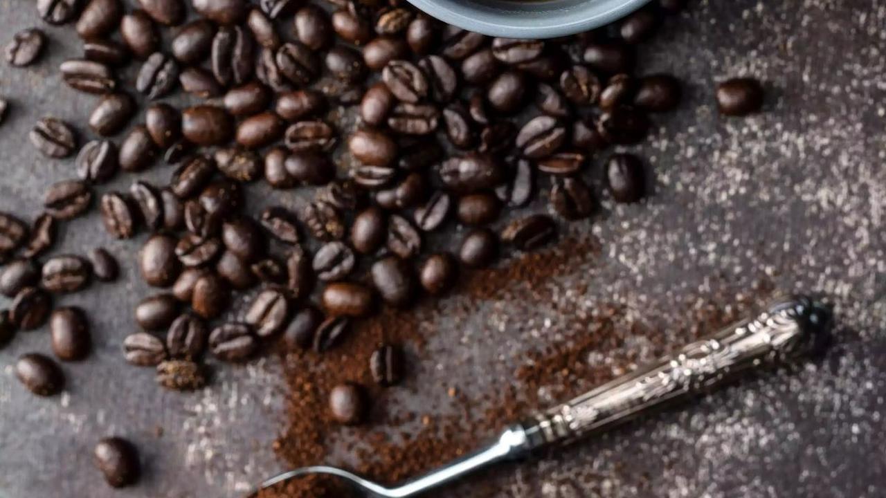 <b>Kopi hitam</b>