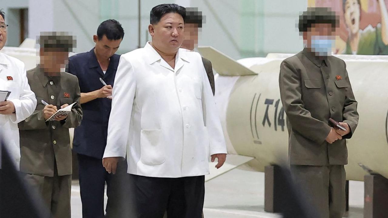 Sidak ke pabrik-pabrik amunisi utama ini dilakukan Kim Jong-un beberapa hari sebelum Korea Selatan dan AS melakukan latihan militer gabungan.