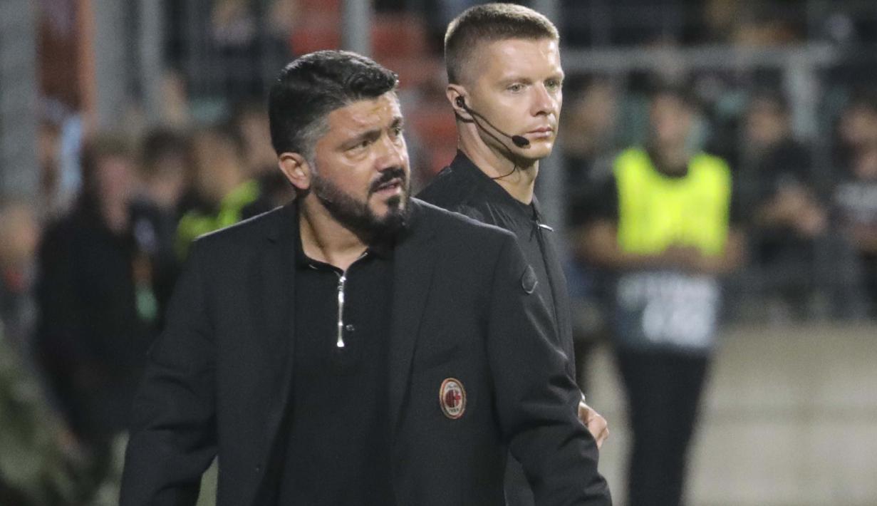 Pelatih AC Milan, Gennaro Gatuso, saat melawan F91 Dudelange pada laga Liga Europa di StadionJosy Bathel, Letzebuerg, Kamis (20/9/2018). AC Milan menang 1-0 atas F91 Dudelange. (AP/Olivier Matthys)
