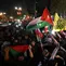 Warga Iran Turun ke Jalan Dukung Serangan ke Israel