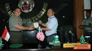 Citizen6, Bandung: Rombongan Tentara Malaysia tersebut diterima langsung oleh Kasdam III/Siliwangi Brigjen TNI Sudirman Kadir di ruang Kosasih Makodam III/Siliwangi Jalan Aceh, Kota Bandung. (Pengirim: Pendam3)